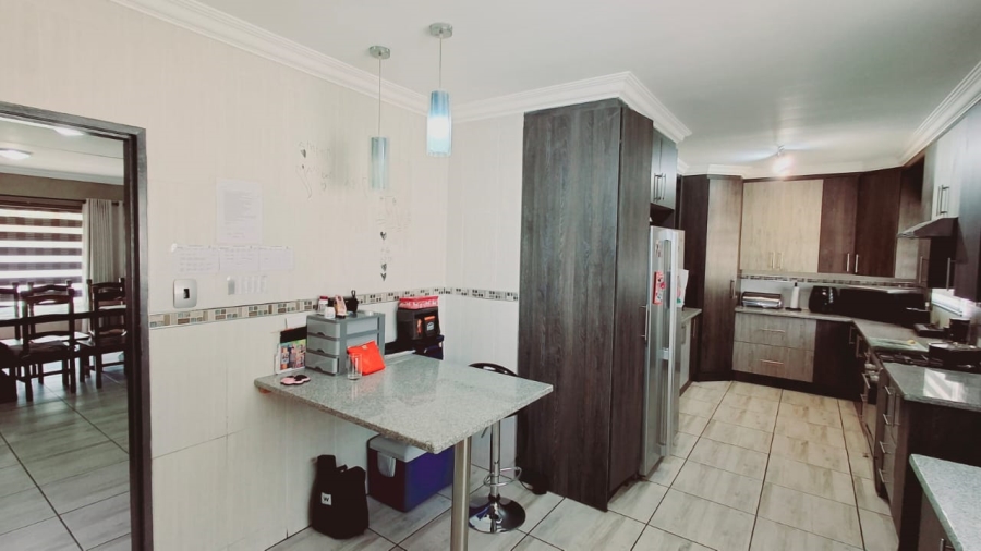 3 Bedroom Property for Sale in Roodia Free State